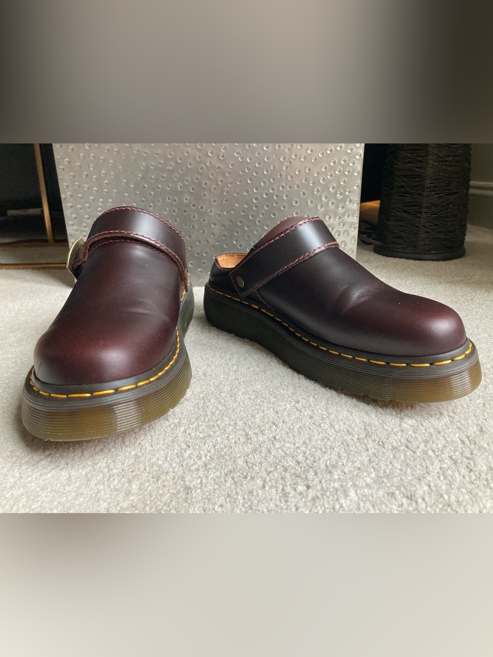 Dr. Martens gender inclusive mule clog 9 Men 10 Women